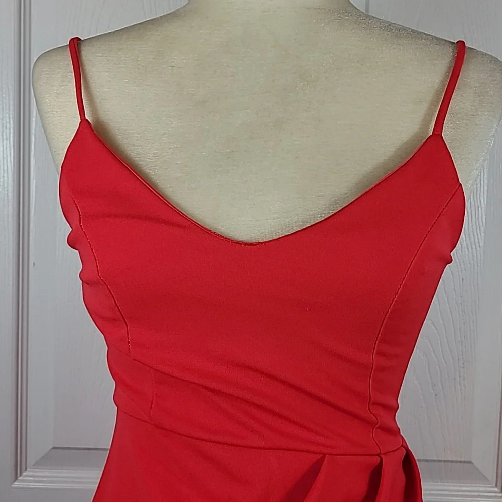 Lulu's Tulip Style Dress - Picture 2 of 10